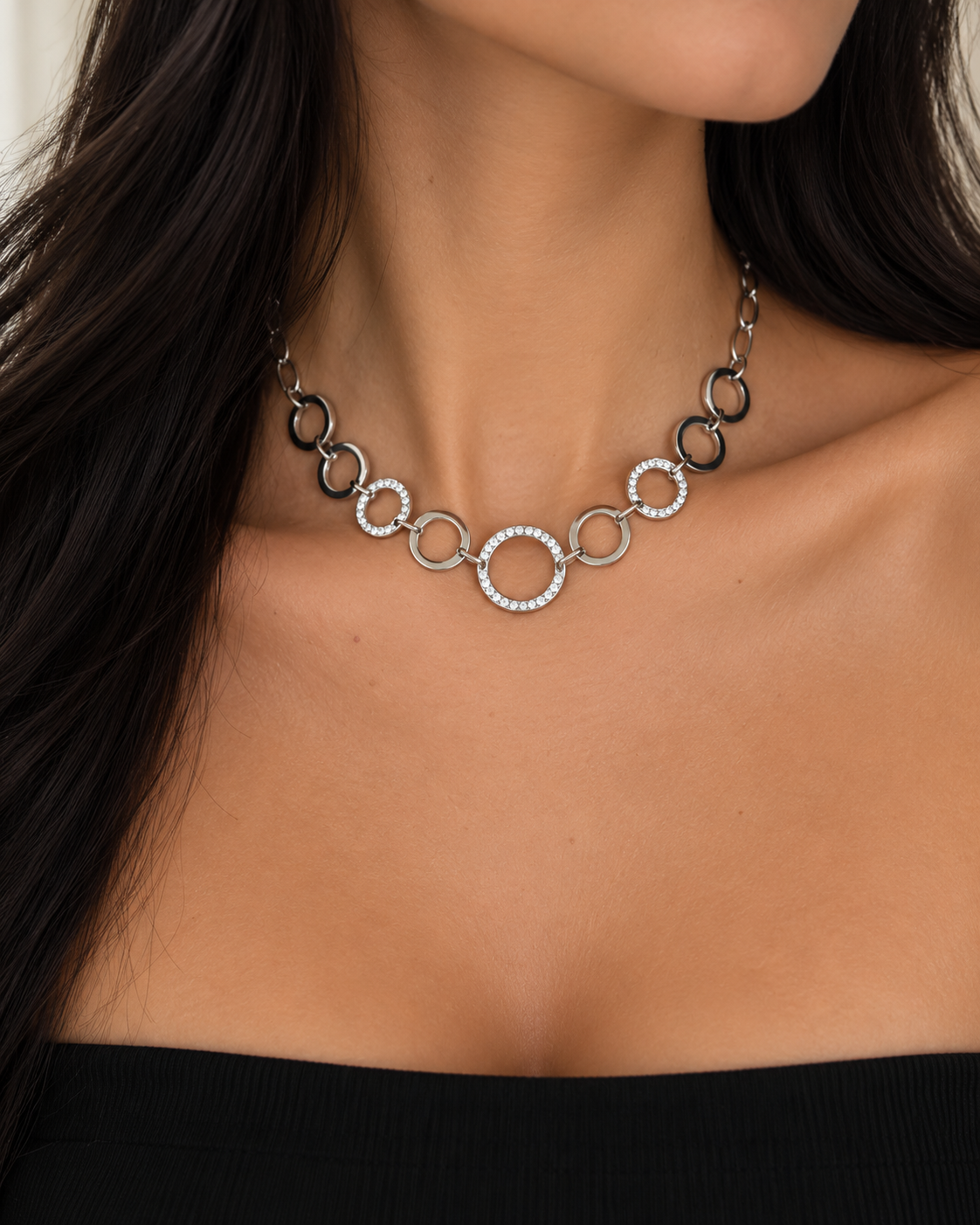 Roma Circle Choker