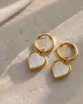Pearla Heart Hoops – Σκουλαρίκια Κρίκοι από Ανοξείδωτο Χειρουργικό Ατσάλι με Σχήμα Καρδιά